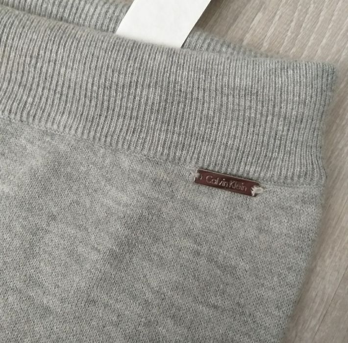 К костюм Calvin Klein