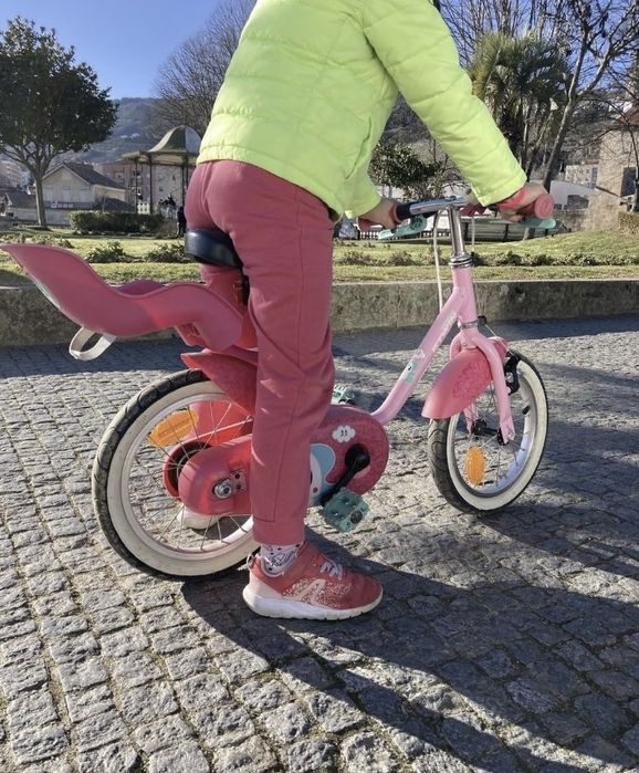vendo bicicleta de criança (3 aos 5 anos)