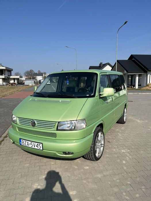Volkswagen Multivan Piękny Volkswagen Multivan 2,5 tdi