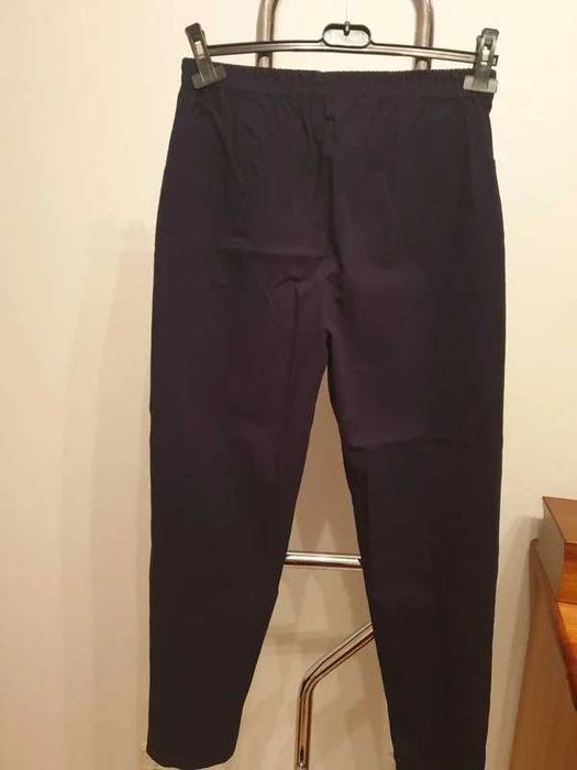 Spodnie granatowe 42 - 44 suwaki Cherry Berry