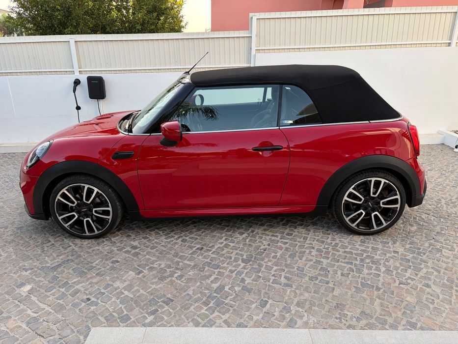 MINI Cabrio Cooper Premium Plus JCW Auto