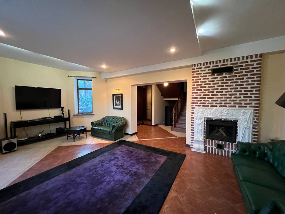 Продаётся эксклюзивный дом в Обуховке в сосновом лесу и возле реки