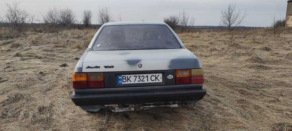 Продається Ауді 100