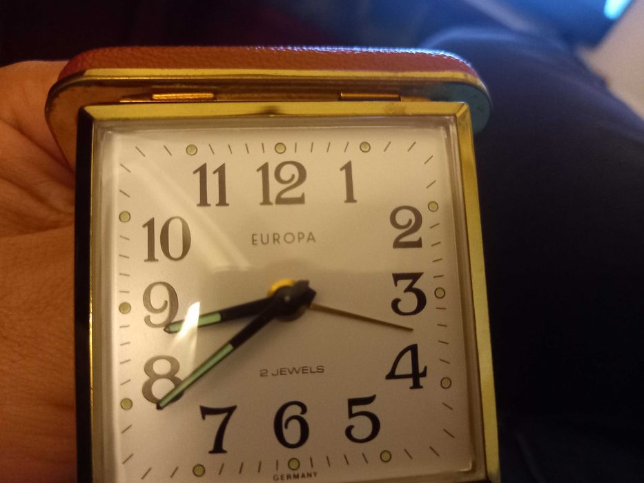 Relogio corda mesa quarto