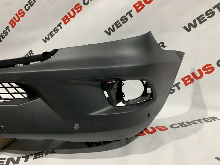 Бампер під парктроніки та противотуманки Mercedes Sprinter 906 Рестайл