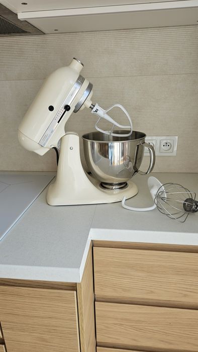 KitchenAid Artisan 4,8L 300W 5KSM125EAC kremowy robot kuchenny NOWY