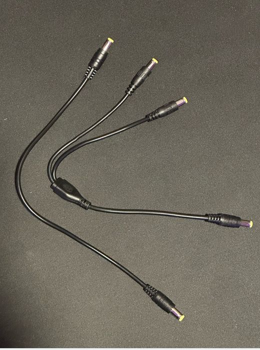 ДБЖ безперебійник аккумуляторами USB 2A 5В/9В/12В 18Вт для роутер