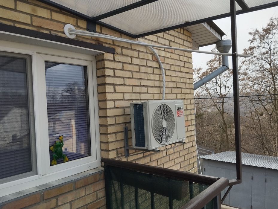 Монтаж кондиціонерів 7-9 на 25 квадратів 3800 дешевше не знайдете!