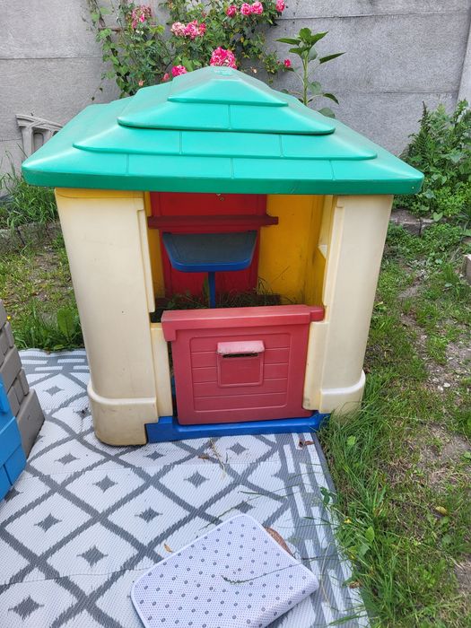 Domek ogrodowy chicco