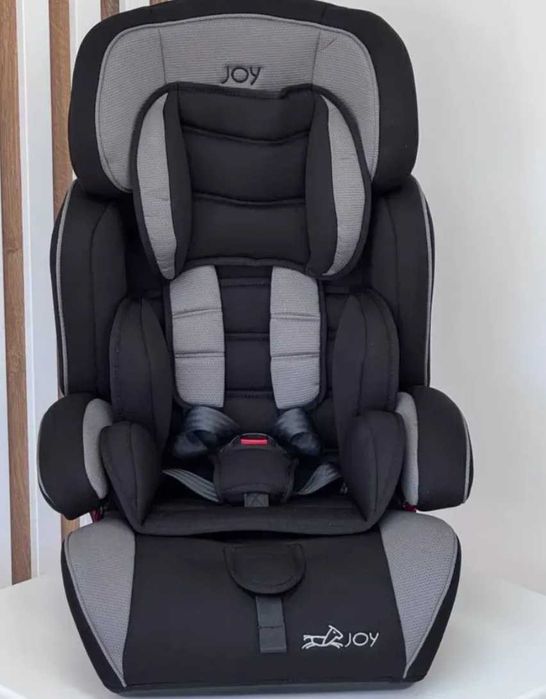 Автокрісло з бустером joy універсальне 9-36 кг