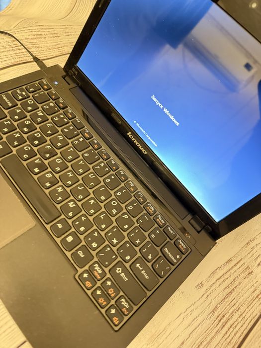 Продам ноутбук Lenovo Idea Pad S205