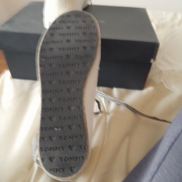 Ténis Tommy Hilfiger