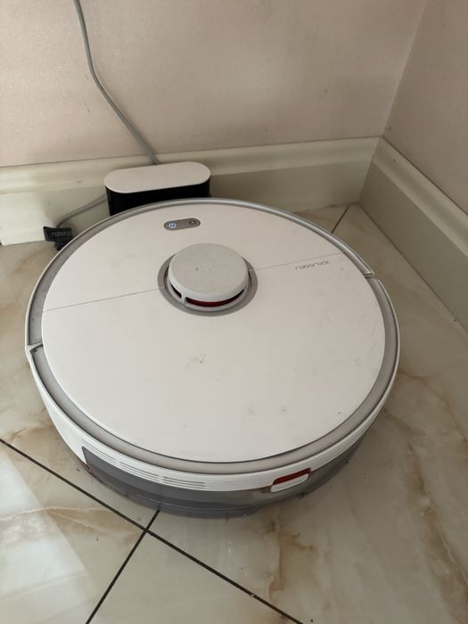 Робот пилосос ксіомі