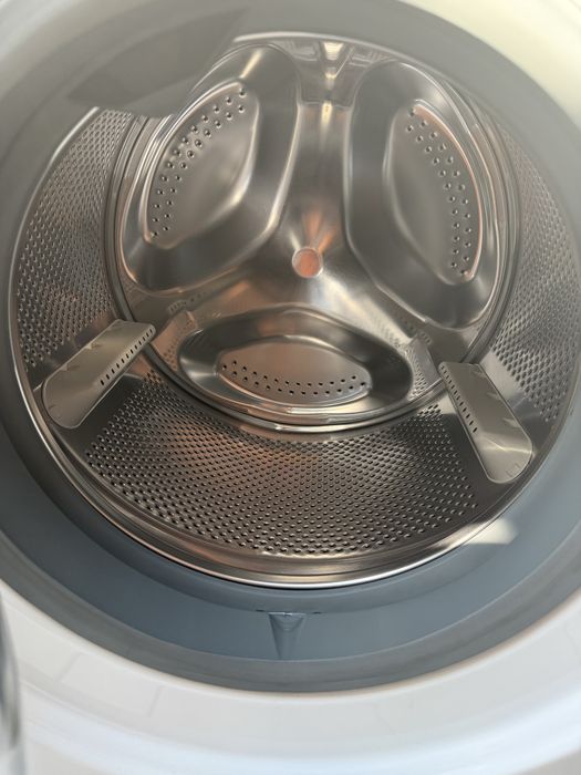 Pralka Whirlpool o pojemnosci 8 kg