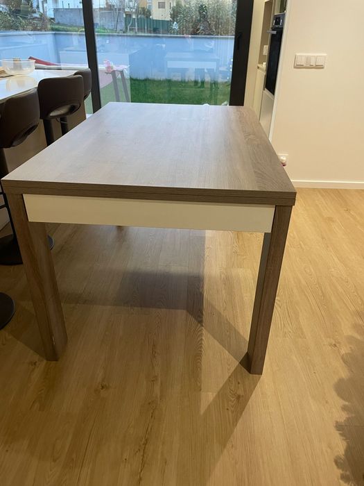 Mesa de jantar extensível até 6/8 lugares - Modelo Paris