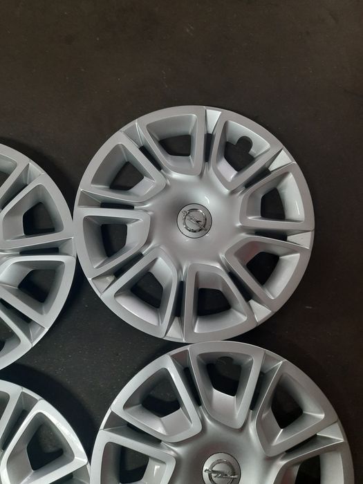 (22) Kołpaki 16" - Opel
