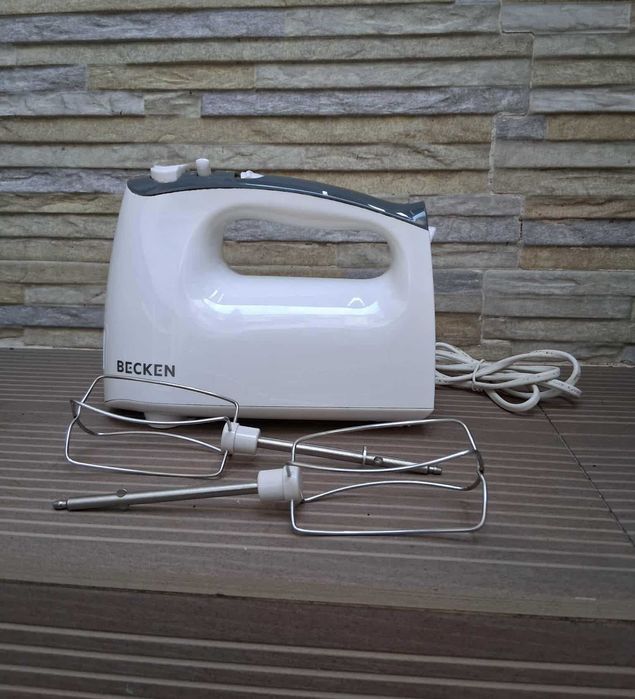 Vende-se Batedeira Elétrica Usada