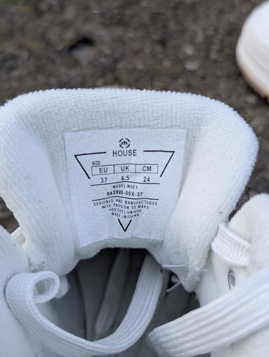 Кросівки жіночі House білі