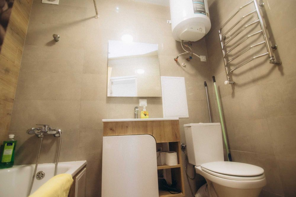 ЦЕНТР 2-кім квартира. вул Торговиця + Звітні документи