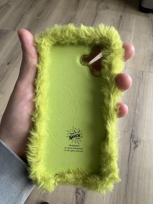 Чехол гринч iphone 16
