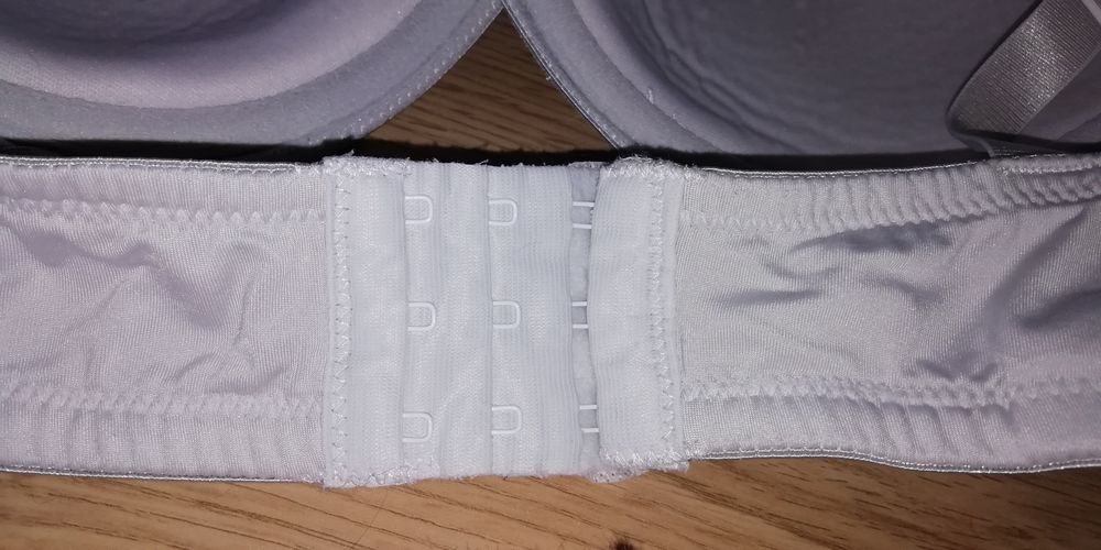 Бюстгалтер ліфчик ліф 75Е 34Е бюст