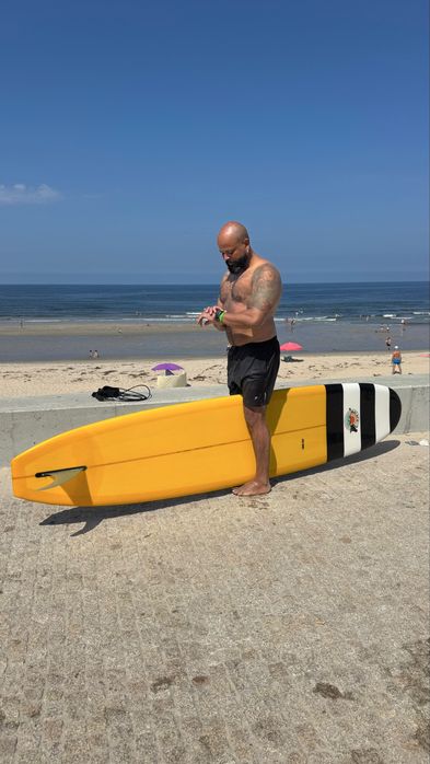 Longboard 9’6 com capa + Quilha