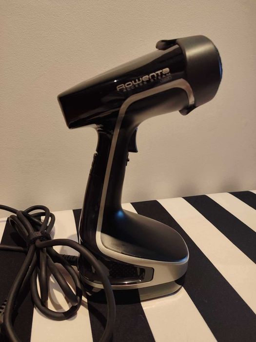 Engomador a Vapor ROWENTA DR8270D1