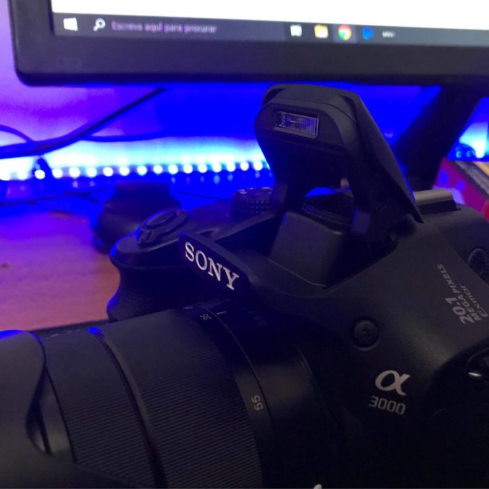 Sony a3000 c/ objetiva