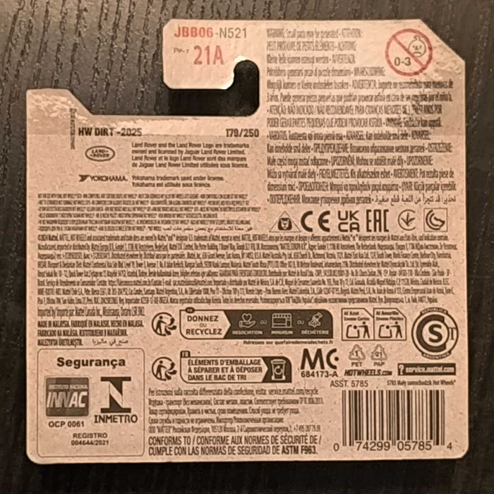'15 Land Rover Defender Hot Wheels 2025 r. 179/250 JBB06-N521 nr1644