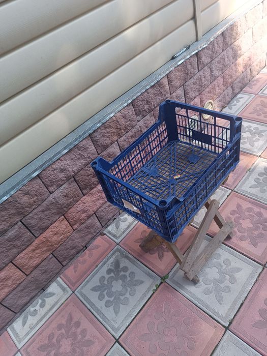 Продаю пластиковые ящики б/у