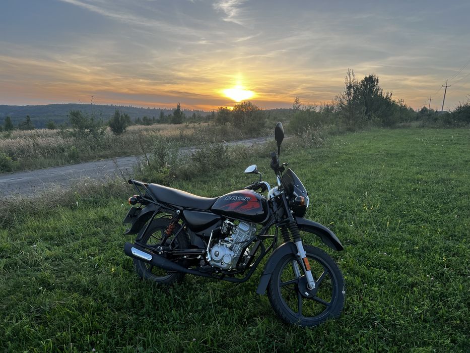 Мотоцикл Bajaj Boxer 125