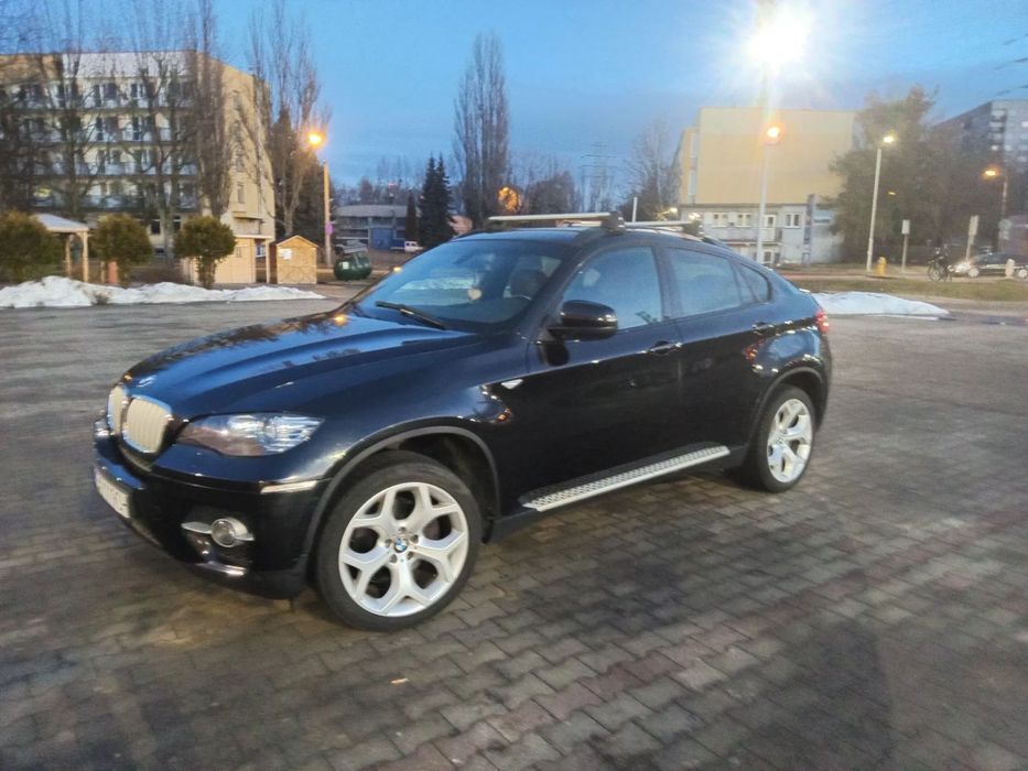 BMW X6 BMW X6 benzyna 306 km przebieg 110 tys rok 2010