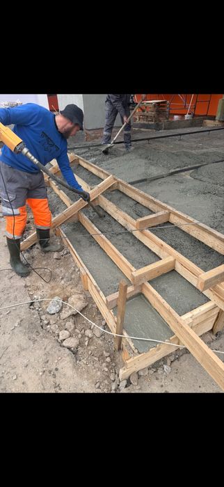 Промислові підлоги,Бетонуваня фундаментів,площадок,виготовлення сходів