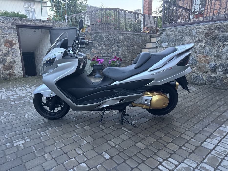 Suzuki Skaywave 250