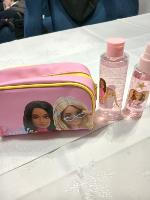 Zestaw kosmetyczny Barbie