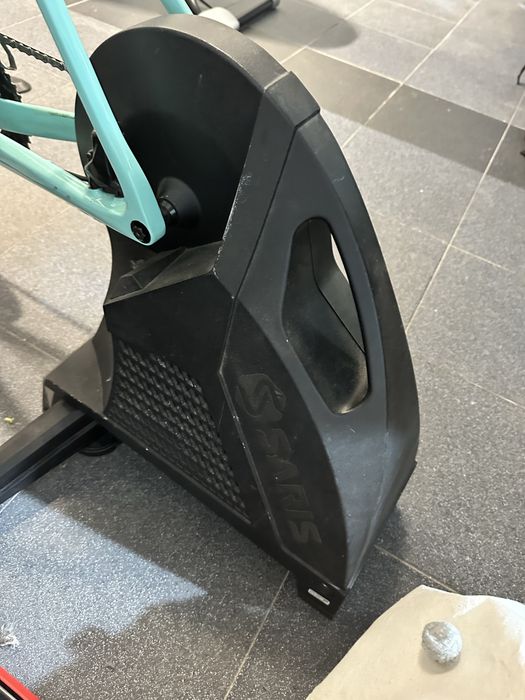 Rolo Smart para bicicleta saris h3
