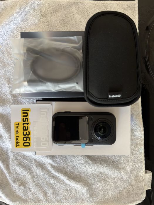 Camera Insta360 x6