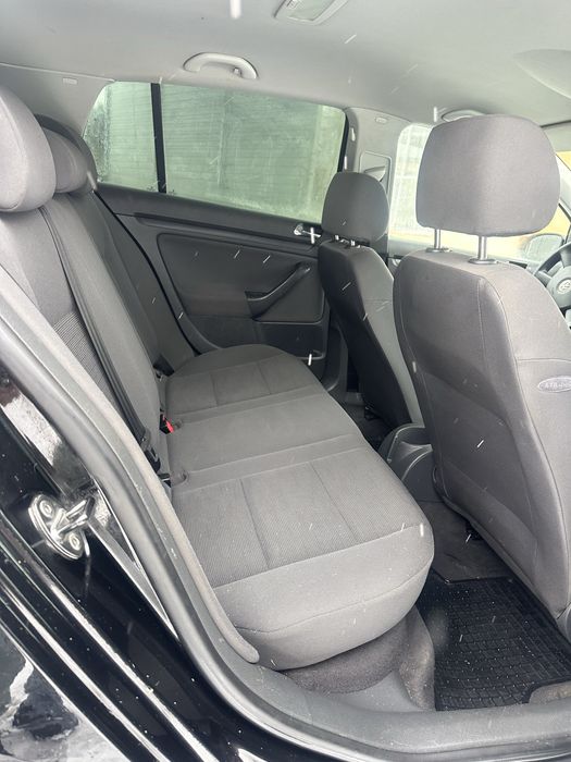 Продам Volkswagen Golf 5