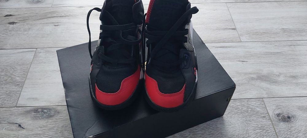 Buty Jordan Air Stay Loyal2  rozm. 39