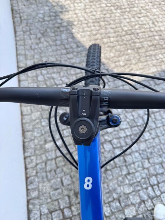 Bicicleta Trek Marlin 8 - com PNW e espigão telescopio