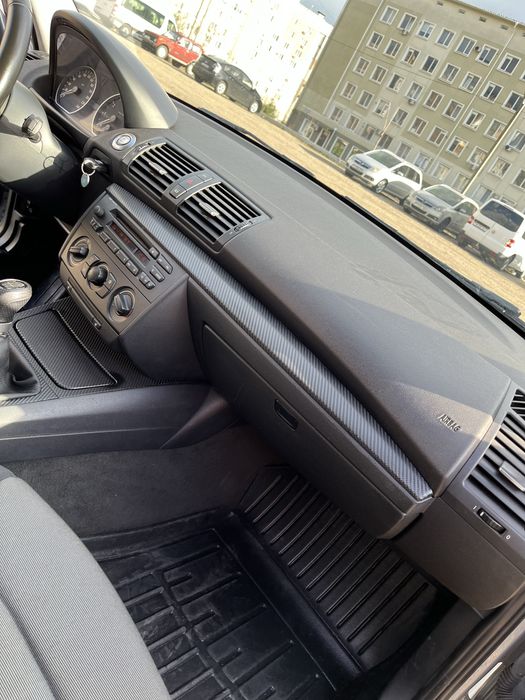 Bmw 1 2006  год газ/бензин
