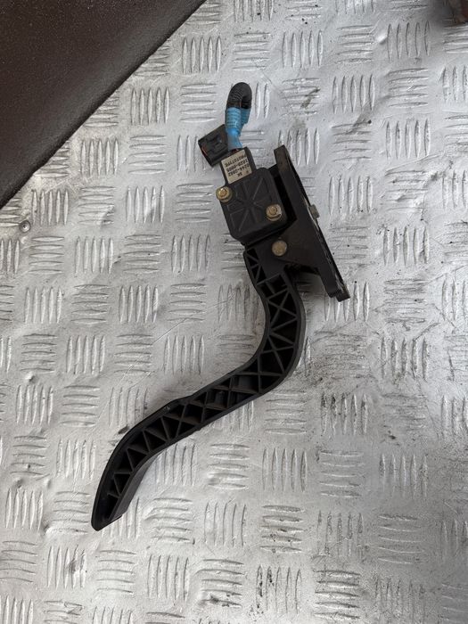 Педаль газа газ 25 диз Kia Pregio 2002 Киа престижио