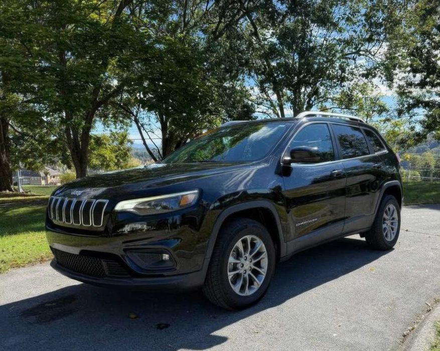 Jeep Cherokee Latitude Plus      2020