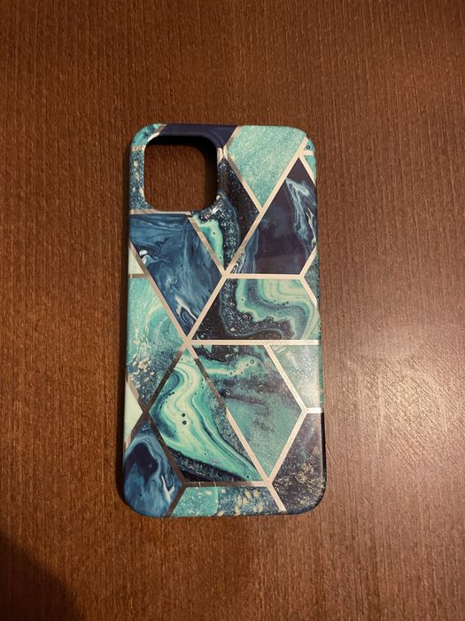 Etui na iPhone 12 pro