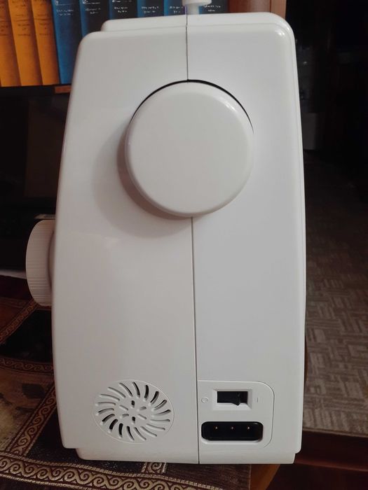 Швейная машина SINGER 1507
