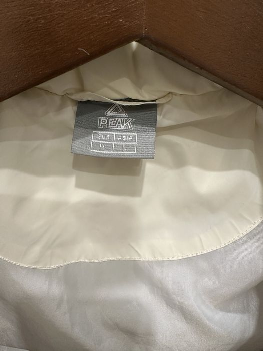 Пуховик жіночий Peak