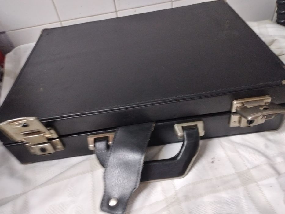 2 malas para transporte de documentos