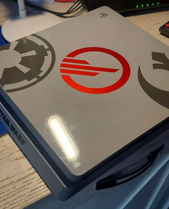 Ps4 slim Star Wars