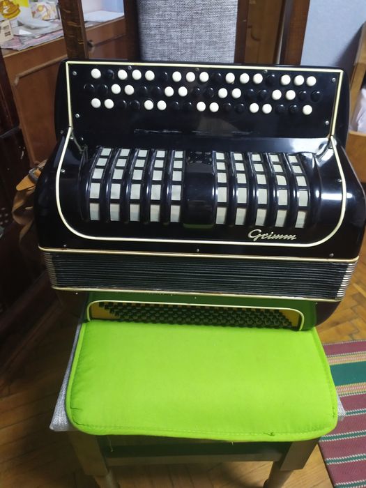 Продам баян ,,Grim,, латунь голоса.