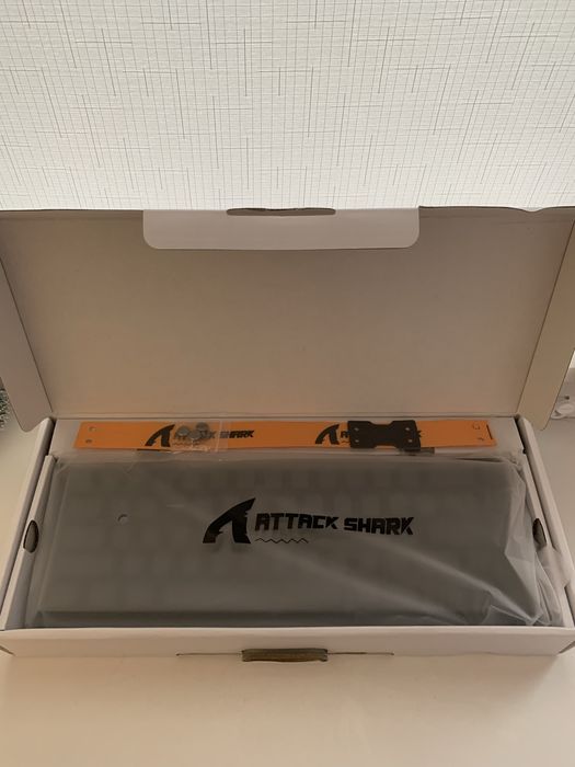 Продам нову клавіатуру ATTACK SHARK X68 HE